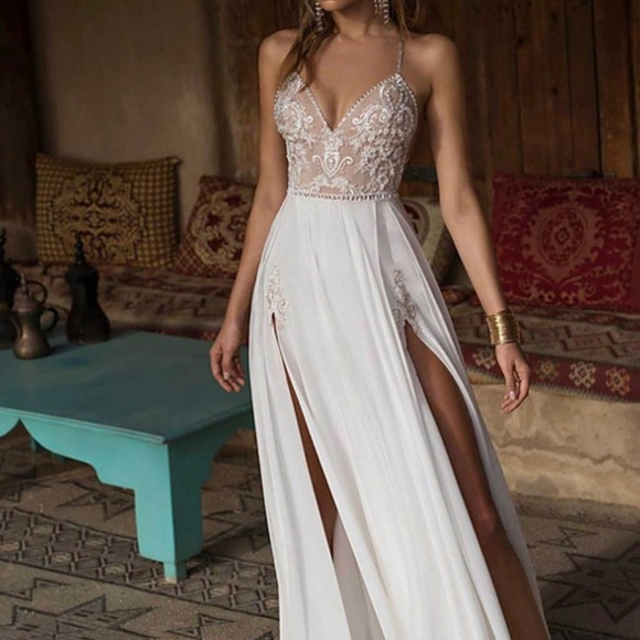 Wedding Dress/ Beach wedding dress - Picture 1 of 3